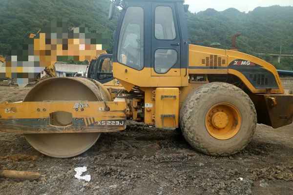 贵州出售转让二手4000小时2015年徐工XS223J单钢轮压路机