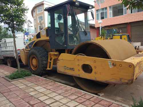 云南出售转让二手4500小时2011年柳工CLG622单钢轮压路机