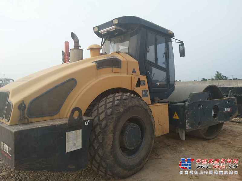 河北出售转让二手5000小时2011年洛阳路通LT620B单钢轮压路机