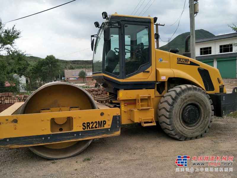 甘肃出售转让二手2000小时2014年山推SR22MP单钢轮压路机