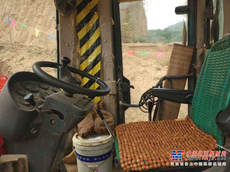 陕西出售转让二手7000小时2010年洛阳路通LT322B单钢轮压路机