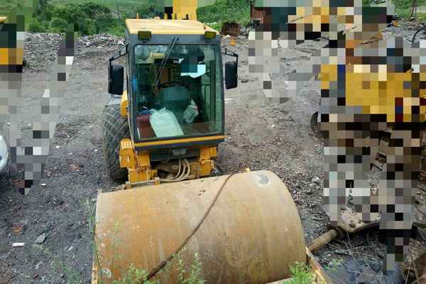 贵州出售转让二手8000小时2009年山推SR20M单钢轮压路机