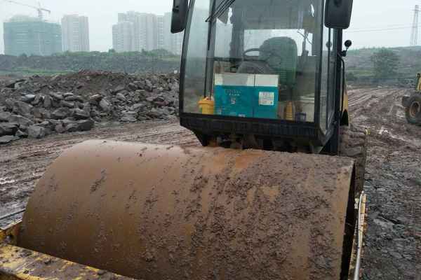重庆出售转让二手6000小时2009年厦工XG6204M单钢轮压路机