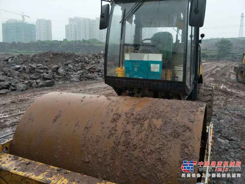 重庆出售转让二手6000小时2009年厦工XG6204M单钢轮压路机