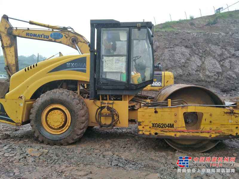 重庆出售转让二手6000小时2009年厦工XG6204M单钢轮压路机