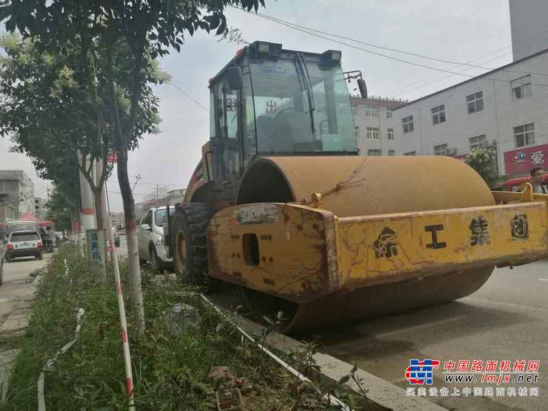 河南出售转让二手2600小时2014年徐工XS223J单钢轮压路机