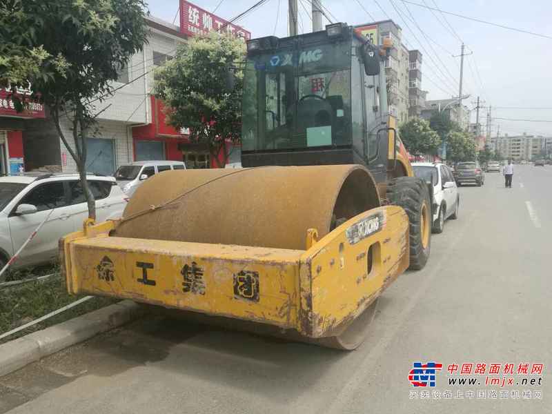 河南出售转让二手2600小时2014年徐工XS223J单钢轮压路机