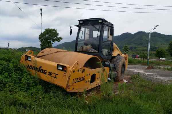 江西出售转让二手2000小时2014年龙工LG522A6单钢轮压路机