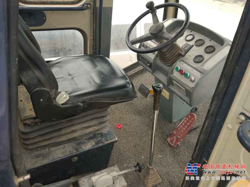 陕西出售转让二手2500小时2015年龙工LG522B单钢轮压路机