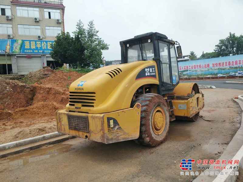 江西出售转让二手6000小时2008年厦工XG6204M单钢轮压路机