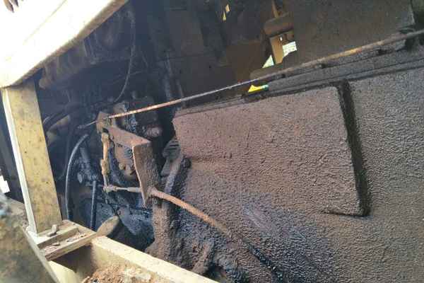 贵州出售转让二手8300小时2006年洛建LRS1626单钢轮压路机