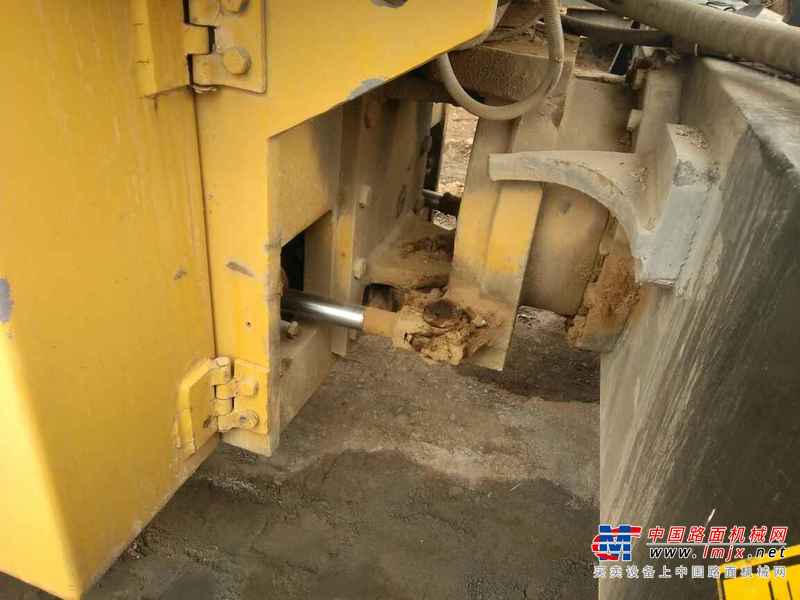 山西出售转让二手9000小时2008年洛阳路通LTK220B单钢轮压路机