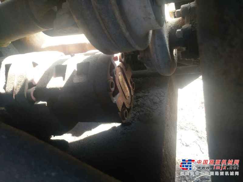 河南出售转让二手10000小时2004年洛阳路通YZ18F单钢轮压路机
