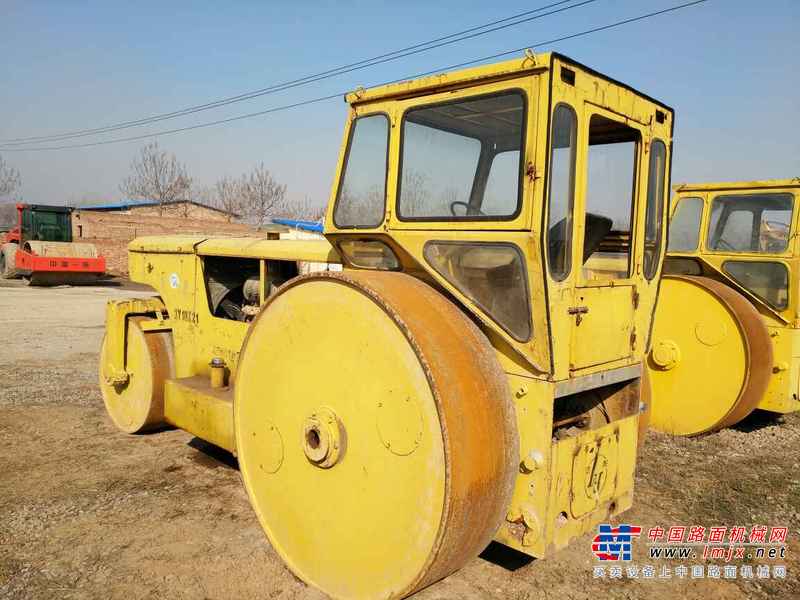 山西出售转让二手8000小时2004年洛建3Y18X21三轮压路机