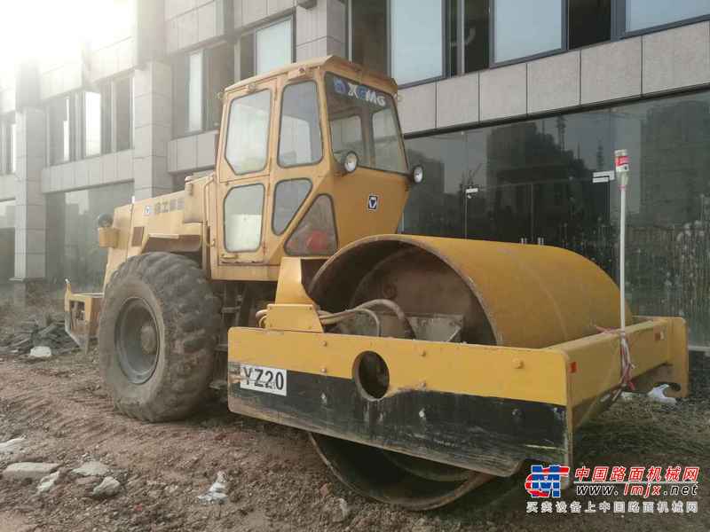 湖北出售转让二手11000小时2009年徐工Y18单钢轮压路机