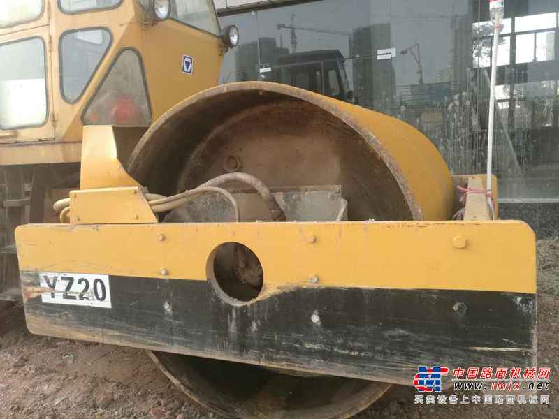 湖北出售转让二手11000小时2009年徐工Y18单钢轮压路机