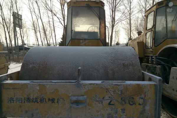 吉林出售转让二手5000小时2005年洛阳路通LT620B单钢轮压路机