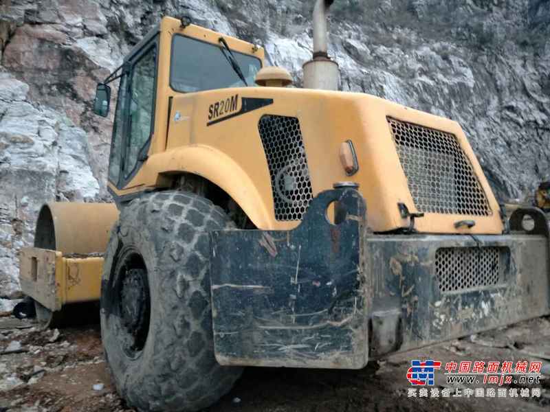 贵州出售转让二手8492小时2010年山推SR20M单钢轮压路机