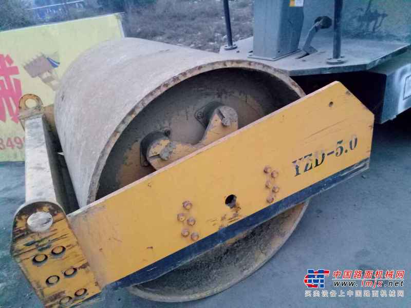 山西出售转让二手1000小时2015年洛建YZD单钢轮压路机