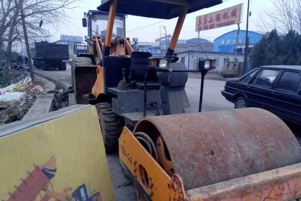 山西出售转让二手1000小时2015年洛建YZD单钢轮压路机