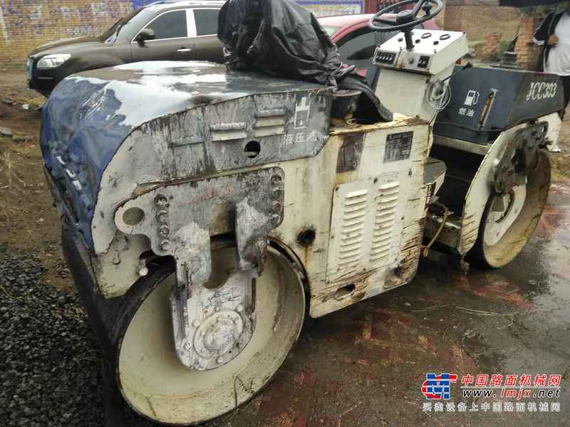 山西出售转让二手2800小时2011年洛建JCC303双钢轮压路机