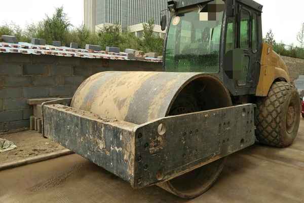 山西出售转让二手3000小时2009年洛阳路通LT220S单钢轮压路机