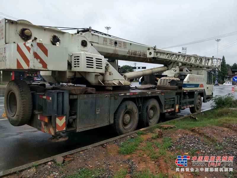 湖南出售转让二手6000小时2012年中联重科QY25V431汽车起重机