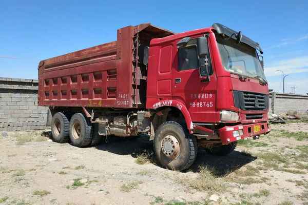 内蒙古出售转让二手2009年中国重汽豪泺ZZ3257N3847C自卸车