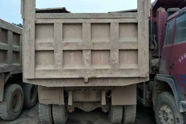 湖北出售转让二手2010年陕汽奥龙SX3255DR324自卸车