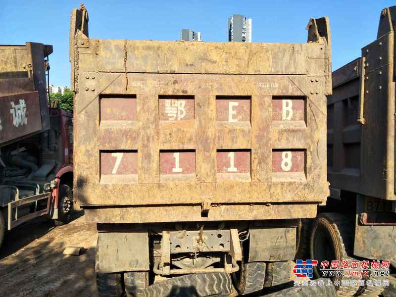 湖北出售转让二手2010年中国重汽ZZ3317N3867C1L自卸车