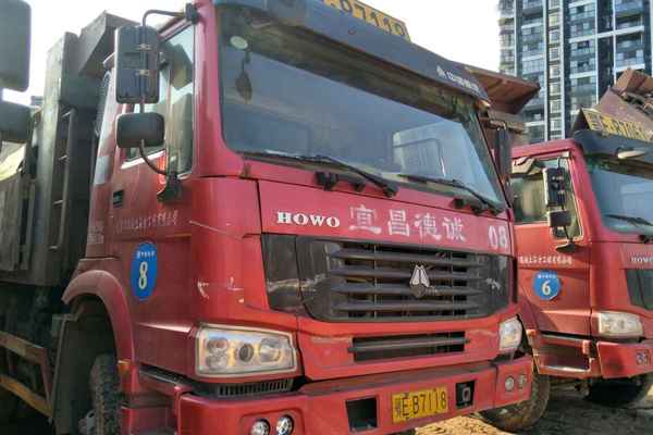 湖北出售转让二手2010年中国重汽ZZ3317N3867C1L自卸车