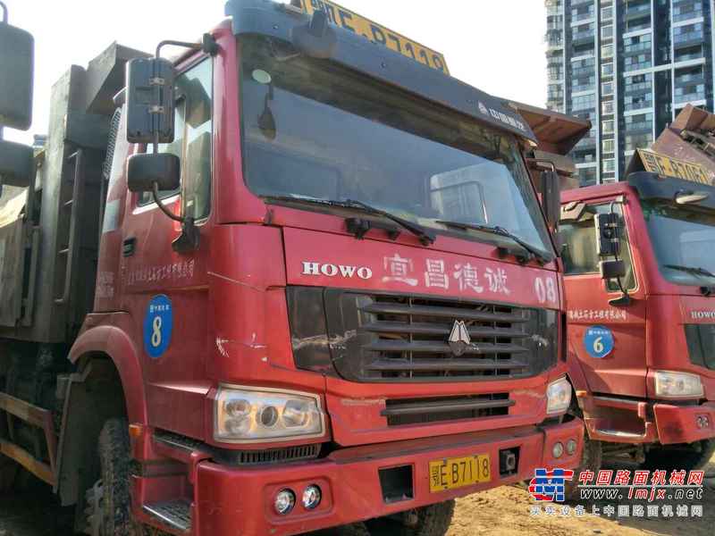 湖北出售转让二手2010年中国重汽ZZ3317N3867C1L自卸车