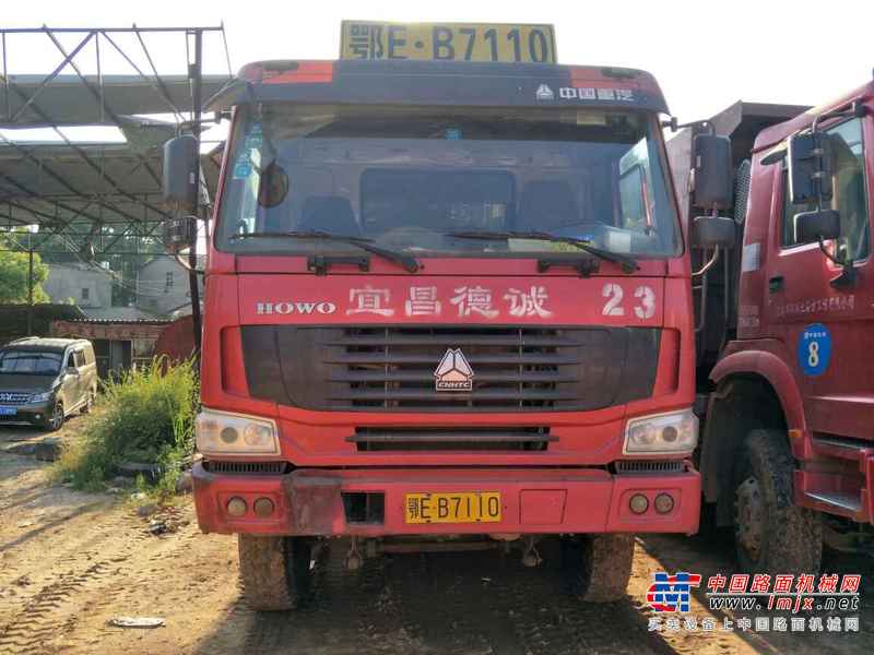 湖北出售转让二手2010年中国重汽ZZ3317N3867C1L自卸车