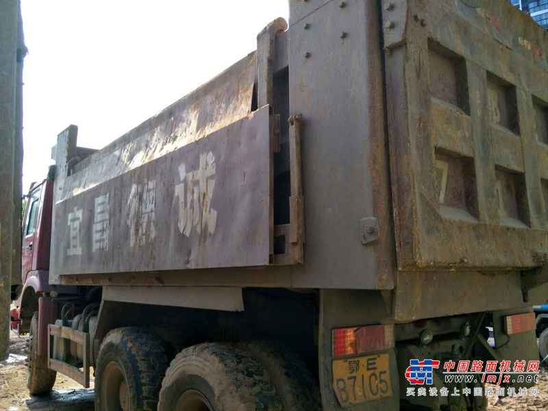 湖北出售转让二手2010年中国重汽ZZ3317N3867C1L自卸车