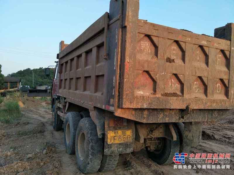 湖北出售转让二手2010年陕汽奥龙SX3255DR324自卸车