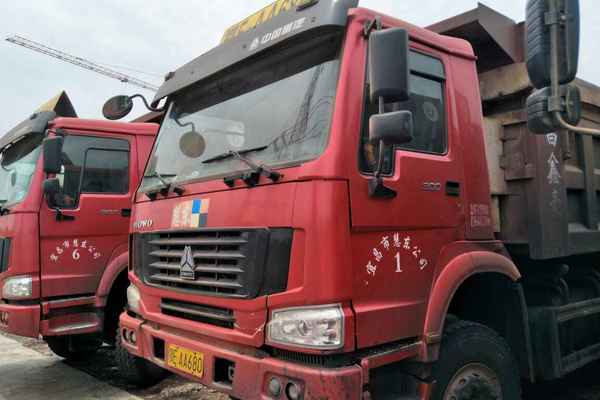 湖北出售转让二手2011年中国重汽ZZ3317N4267C1自卸车