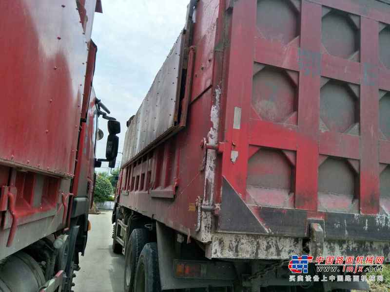湖北出售转让二手2010年红岩CQ3254SMG324自卸车