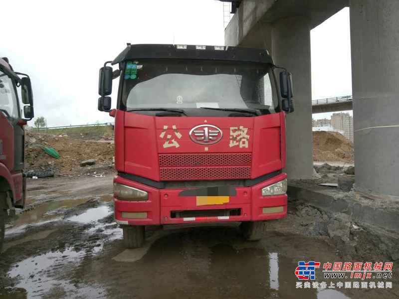 吉林出售转让二手2010年解放奥威CA3250P66K24L1T1E自卸车