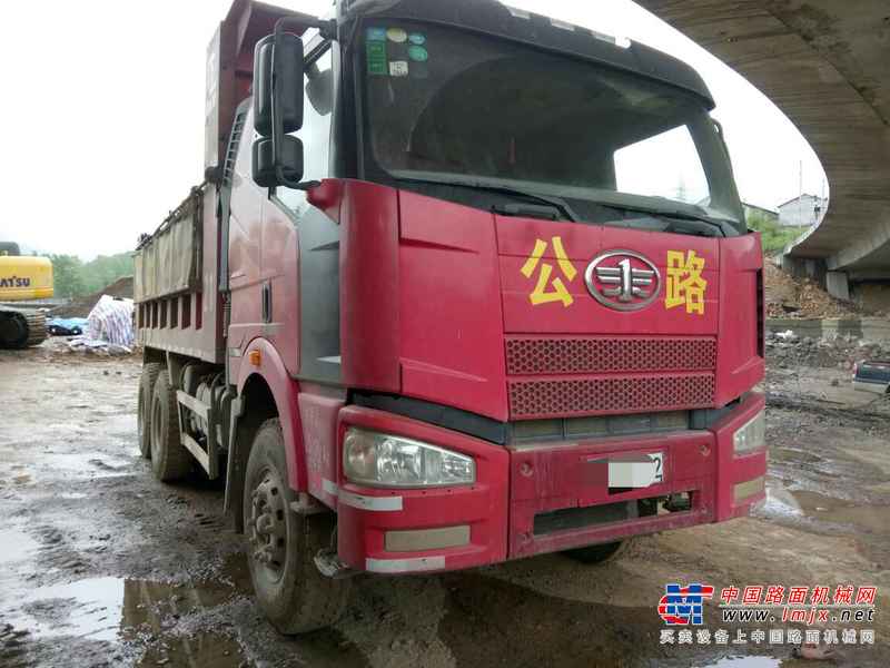吉林出售转让二手2010年解放奥威CA3250P66K24L1T1E自卸车