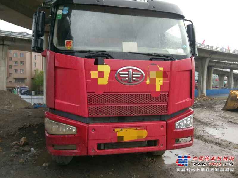 吉林出售转让二手2010年解放奥威CA3252P2K2L1T1E自卸车