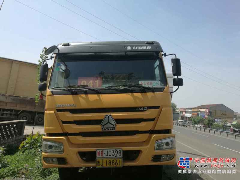 山东出售转让二手2011年中国重汽豪沃ZZ3257M2941自卸车