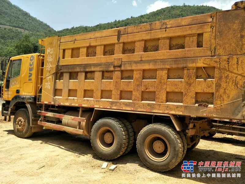 云南出售转让二手2012年红岩CQ3254SMG384自卸车