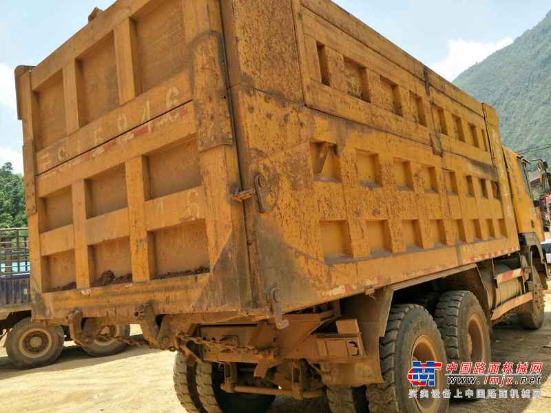 云南出售转让二手2012年红岩CQ3254SMG384自卸车