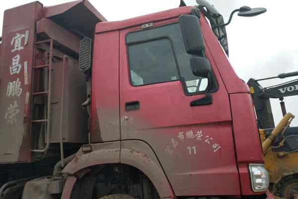 湖北出售转让二手2012年中国重汽豪泺ZLJ5253GJB1自卸车