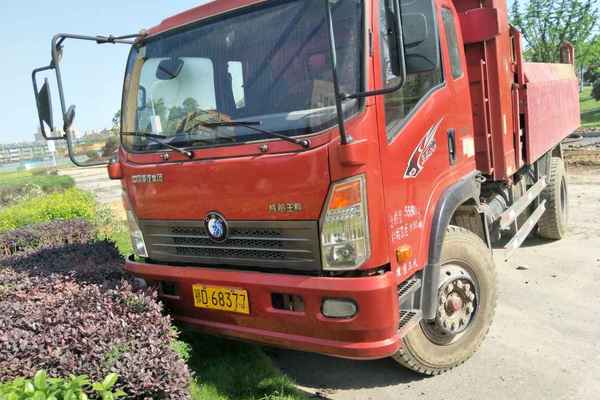 湖北出售转让二手2012年中国重汽ZZ3317N4267C1自卸车