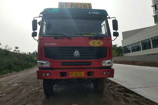 湖北出售转让二手2012年中国重汽豪泺ZZ3257N3648B自卸车