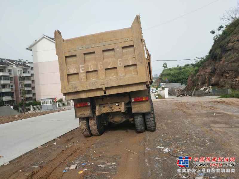 湖北出售转让二手2012年中国重汽豪泺ZZ3257N3648B自卸车