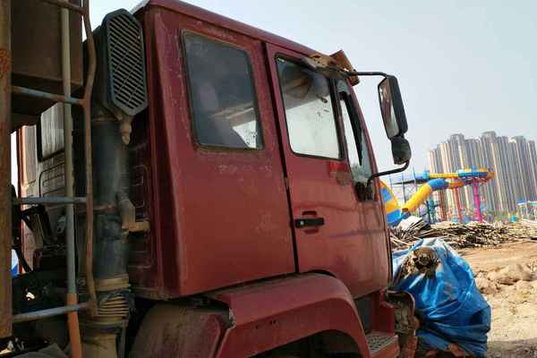 湖北出售转让二手2009年中国重汽ZZ3317N3867C1L自卸车