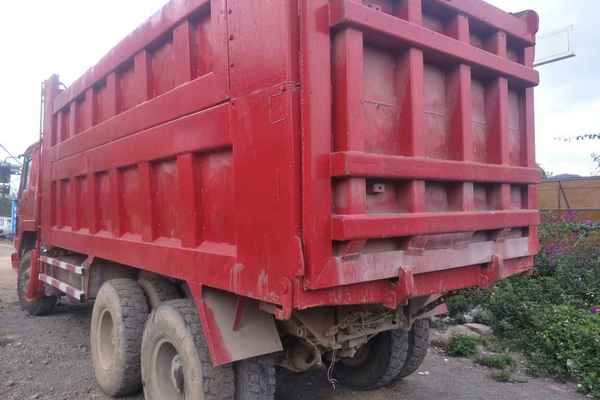 贵州出售转让二手2010年中国重汽豪泺ZZ3257N3847C自卸车