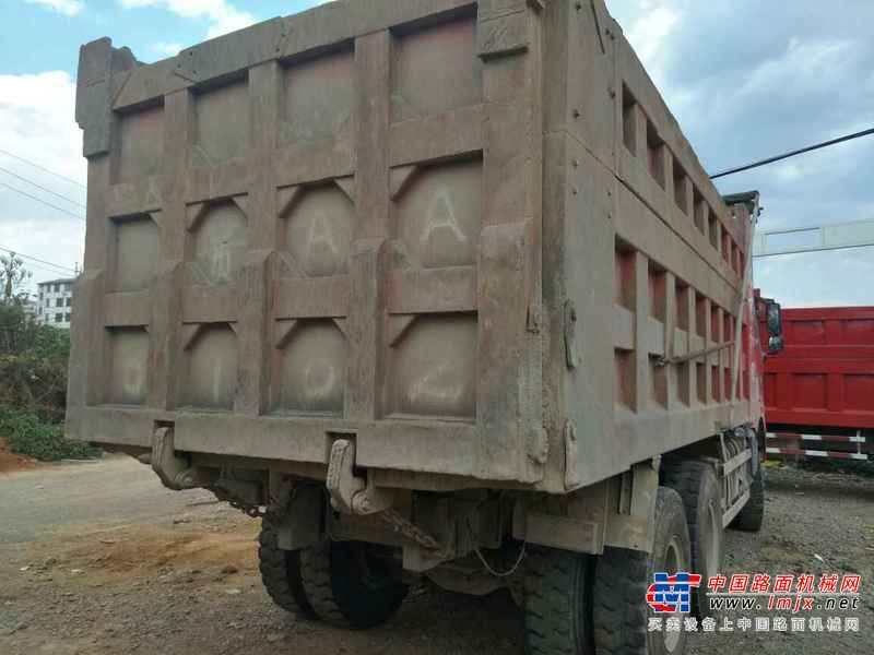贵州出售转让二手2010年中国重汽豪泺ZZ3257N3847C自卸车